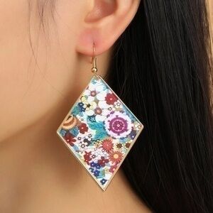Floral Drop Earrings Golden